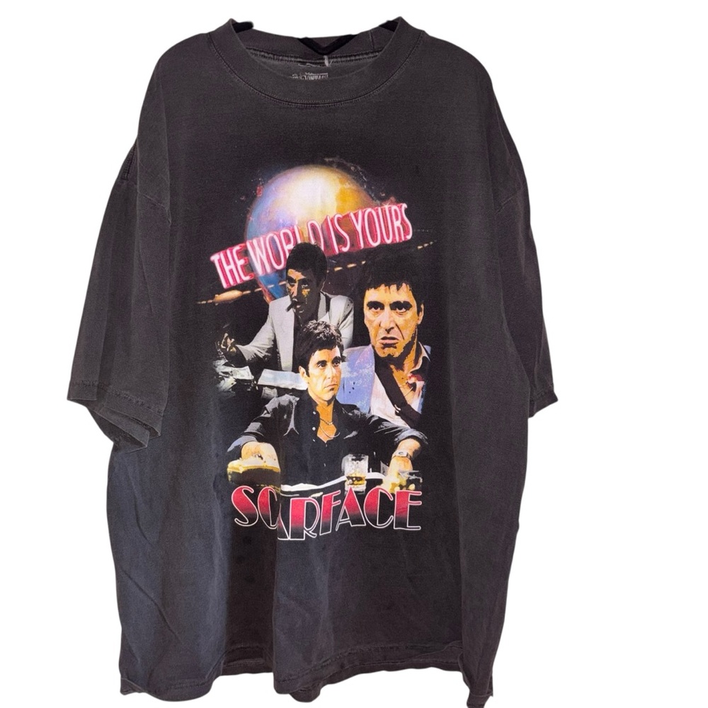 Scarface Graphic T-Shirt “The World Is Yours” — Men’s 3XL